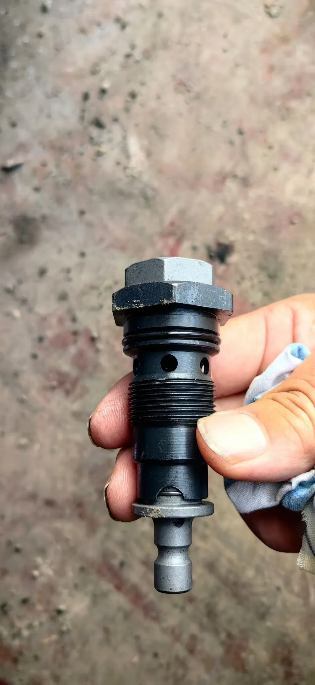 Lingong 956F forklift working pump pressure regulating valve