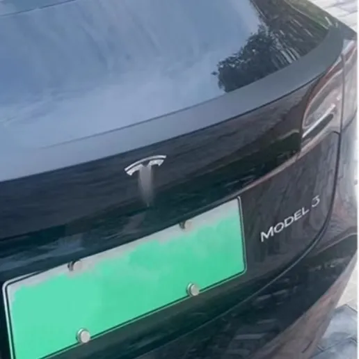 It is suitable for Tesla Model 3 original exterior modifications, high-performance fixed air wing, and modely carbon fiber rear wing