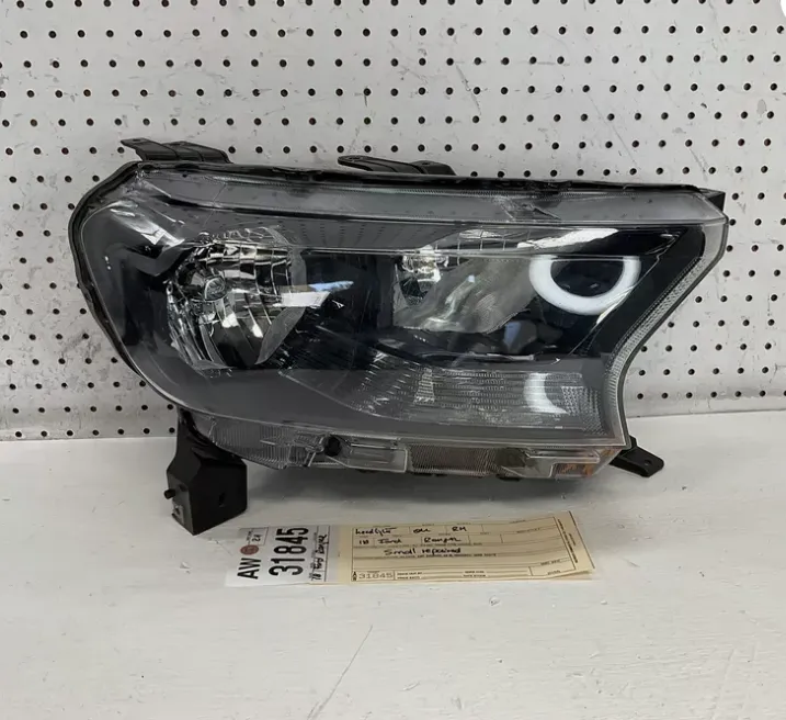Suitable for 2019 2020 2021 2022 FORD RANGER RIGHT SIDE HALOGEN HEADLIGHT OEM REPAIRED