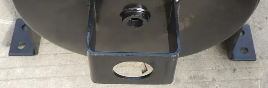 Loader air tank 933 electric injection