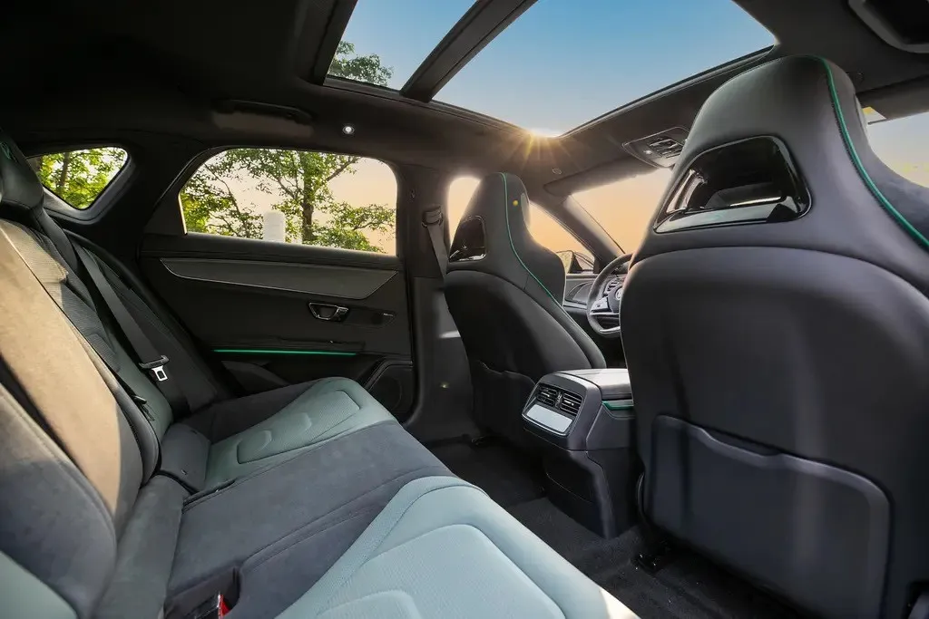 BYD HAN 25EDITION 605KM