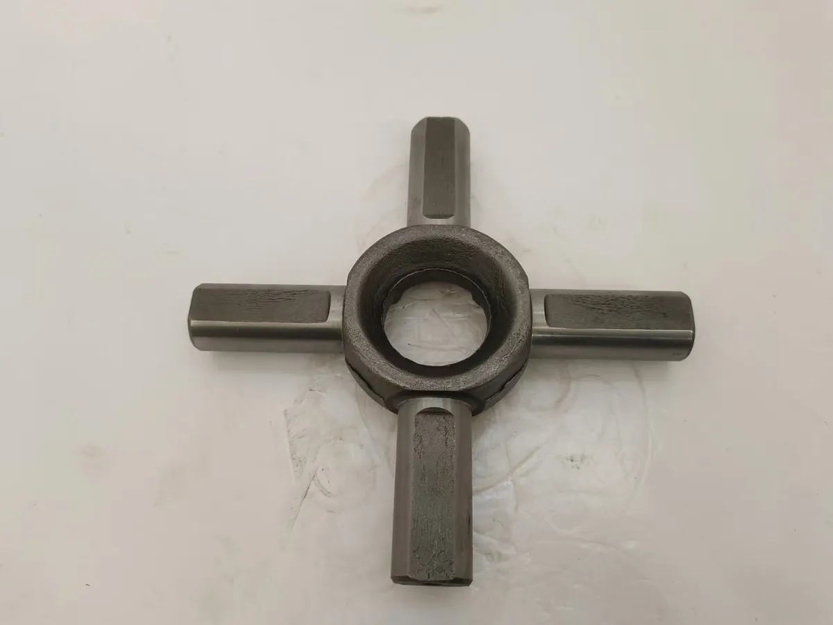 Loader Lingong type 50 cross shaft