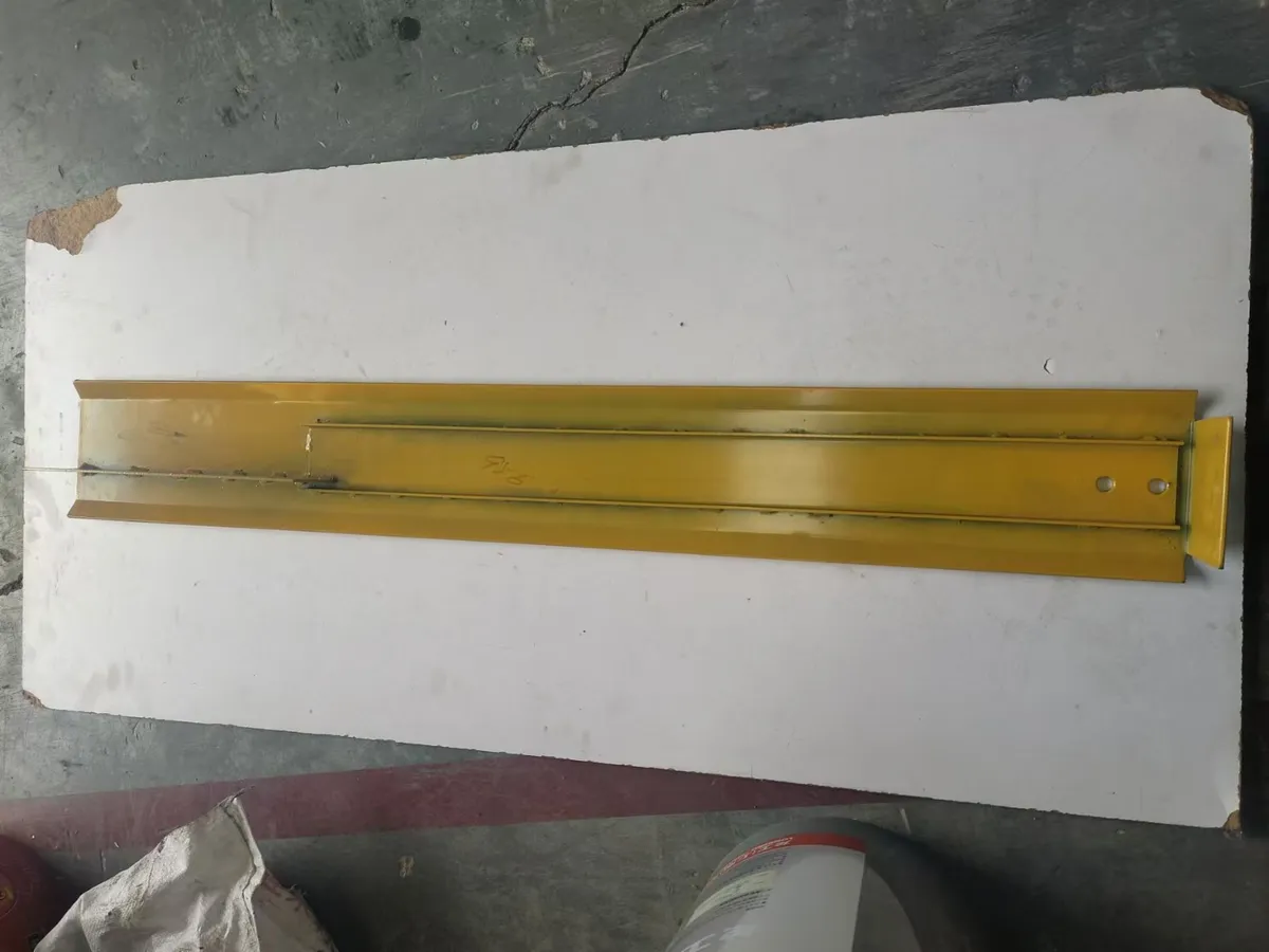 Loader 956 dump truck steel guard plate