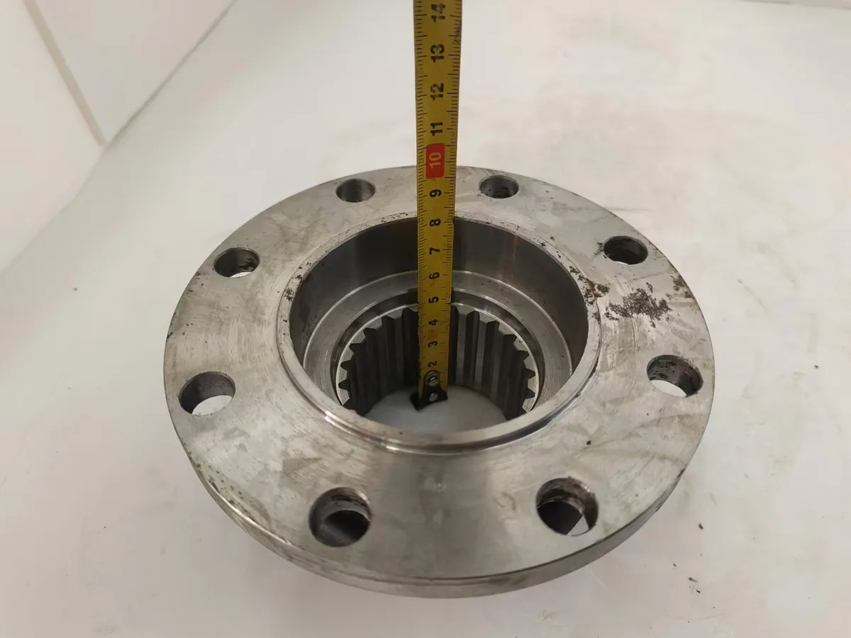 Loader Lingong type 953N input flange - 23 teeth