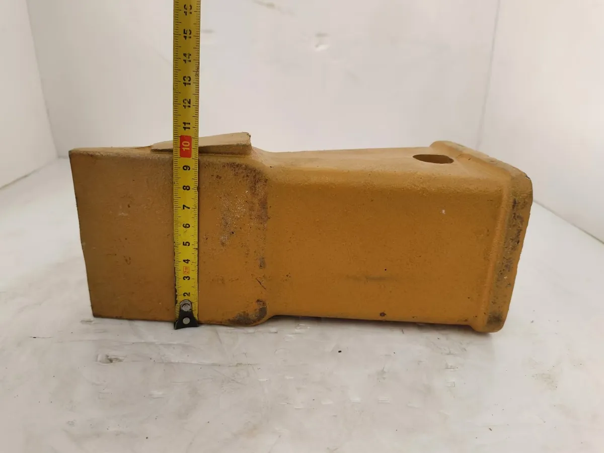 Square mouth outer ring with step teeth