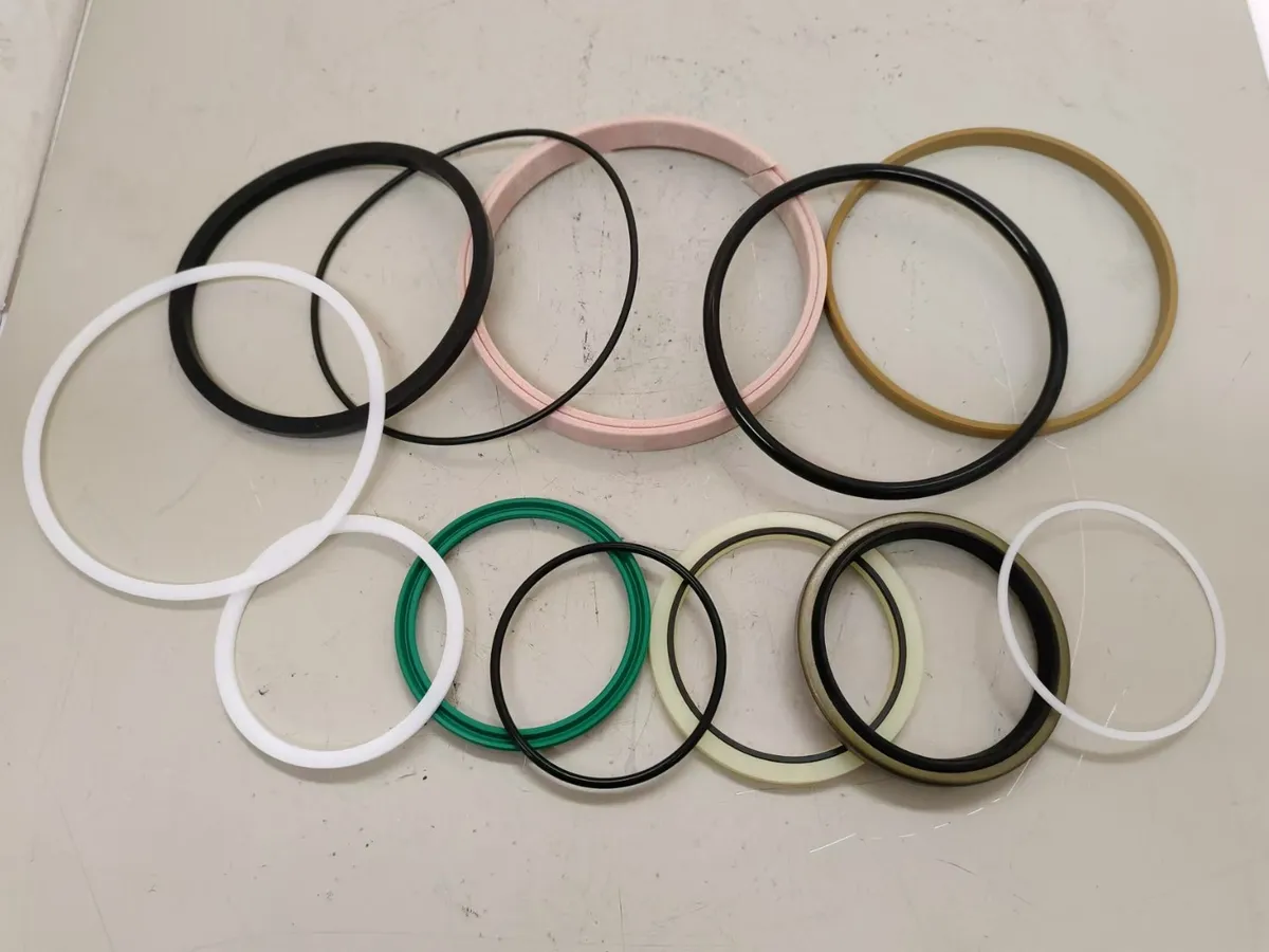 Arm cylinder oil seal (electronic fuel injection) Lingong type 933