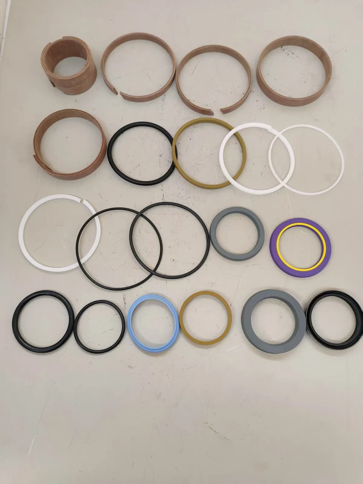 Lintec 956 electronic injection steering oil seal