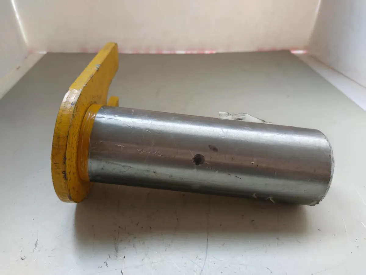 XCMG 320 excavator lower pin