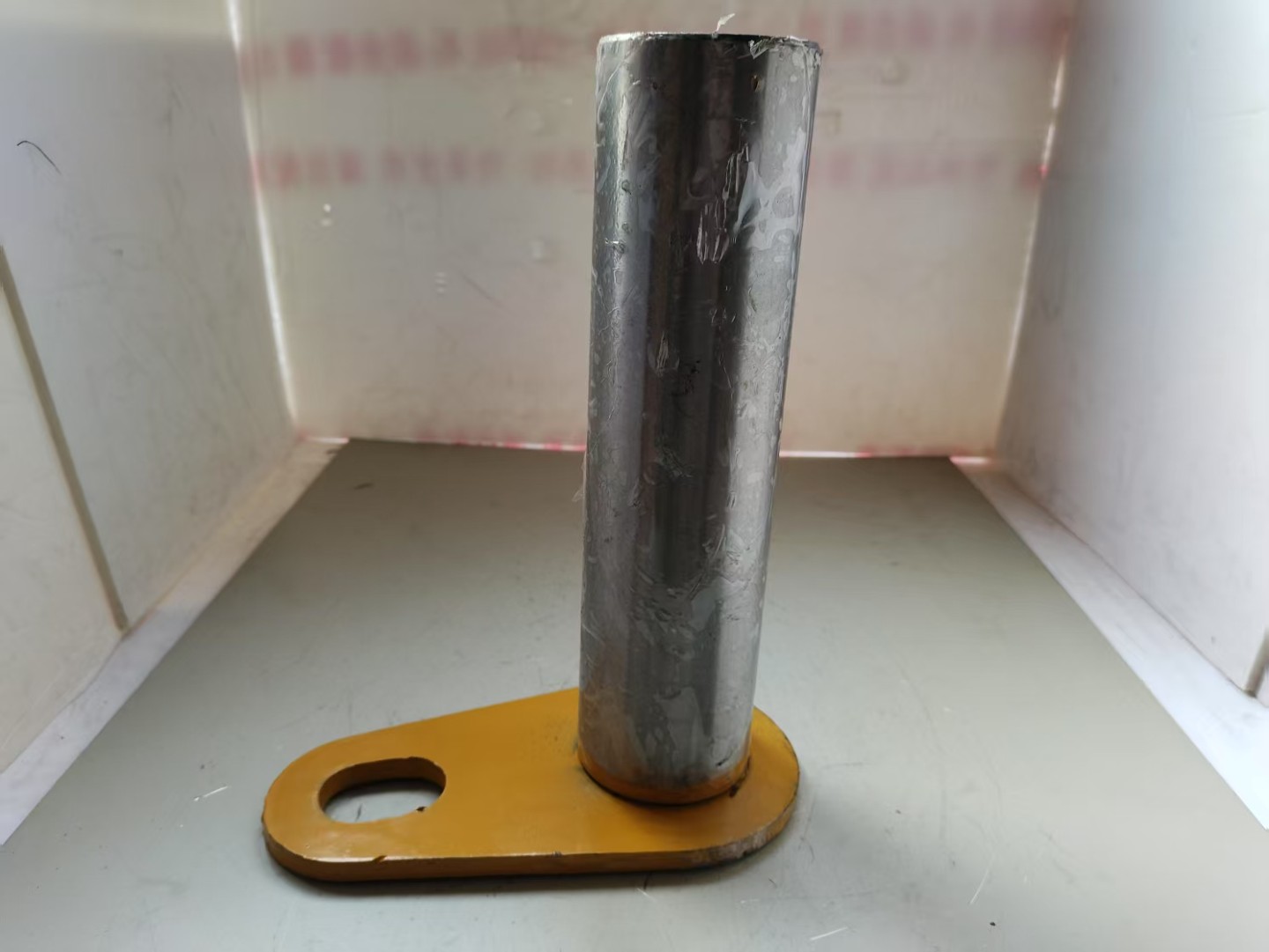 Bolt on the bucket of Liugong type 850H