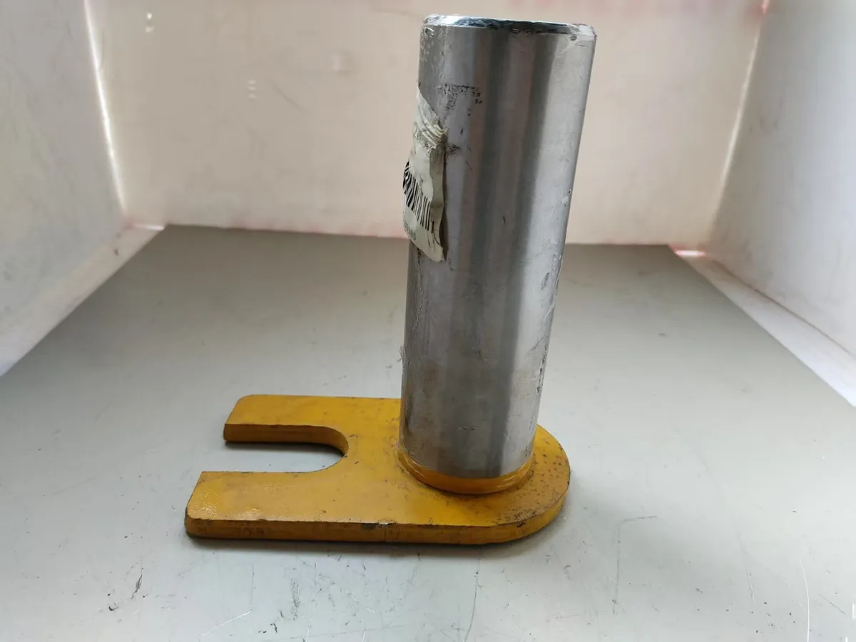 XCMG 320 excavator lower pin
