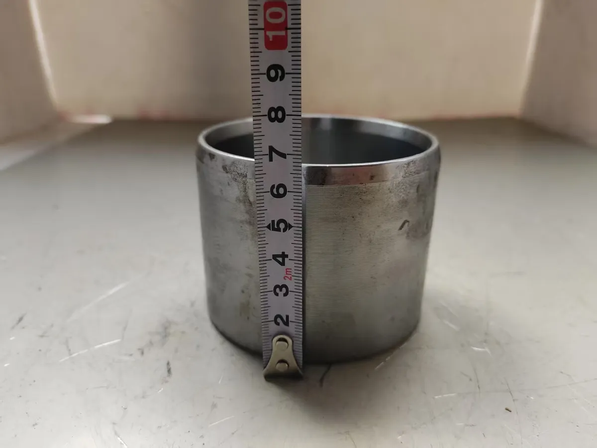 The upper shaft of the Longgong 853 type articulating pin does not have a side.