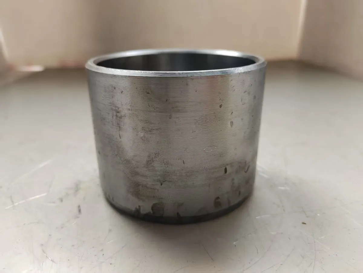 The upper shaft of the Longgong 853 type articulating pin does not have a side.