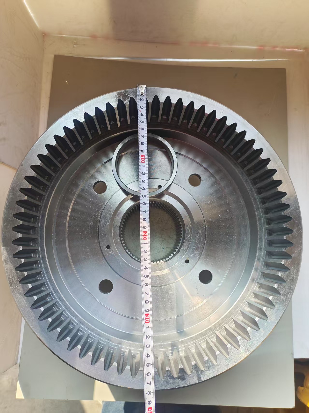 XCMG type wheel-side internal gear ring with 67 teeth, integral straight platform