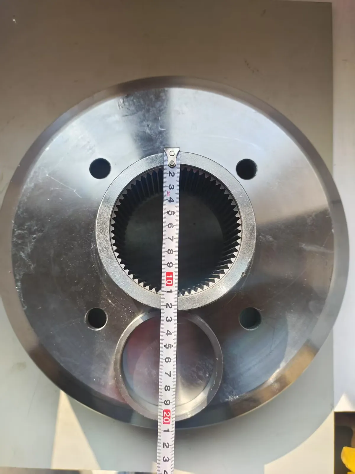 XCMG type wheel-side internal gear ring with 67 teeth, integral straight platform