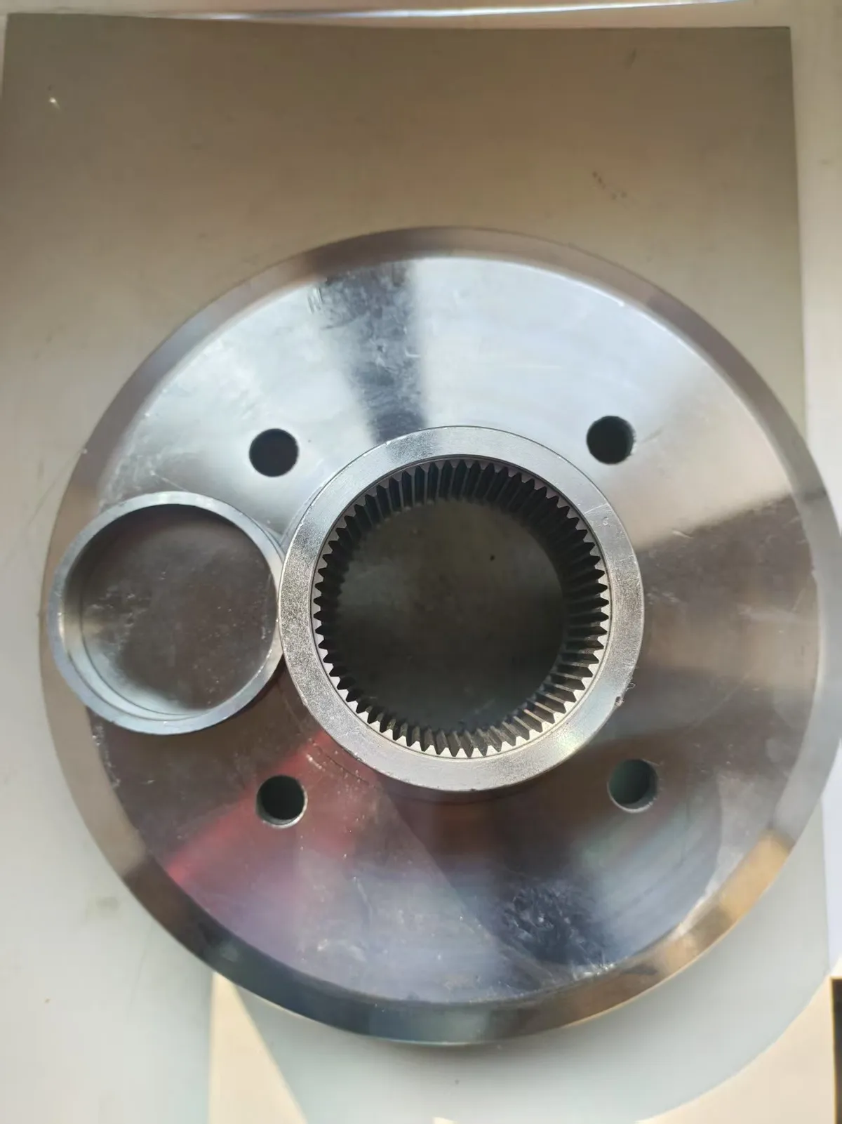 XCMG type wheel-side internal gear ring with 67 teeth, integral straight platform