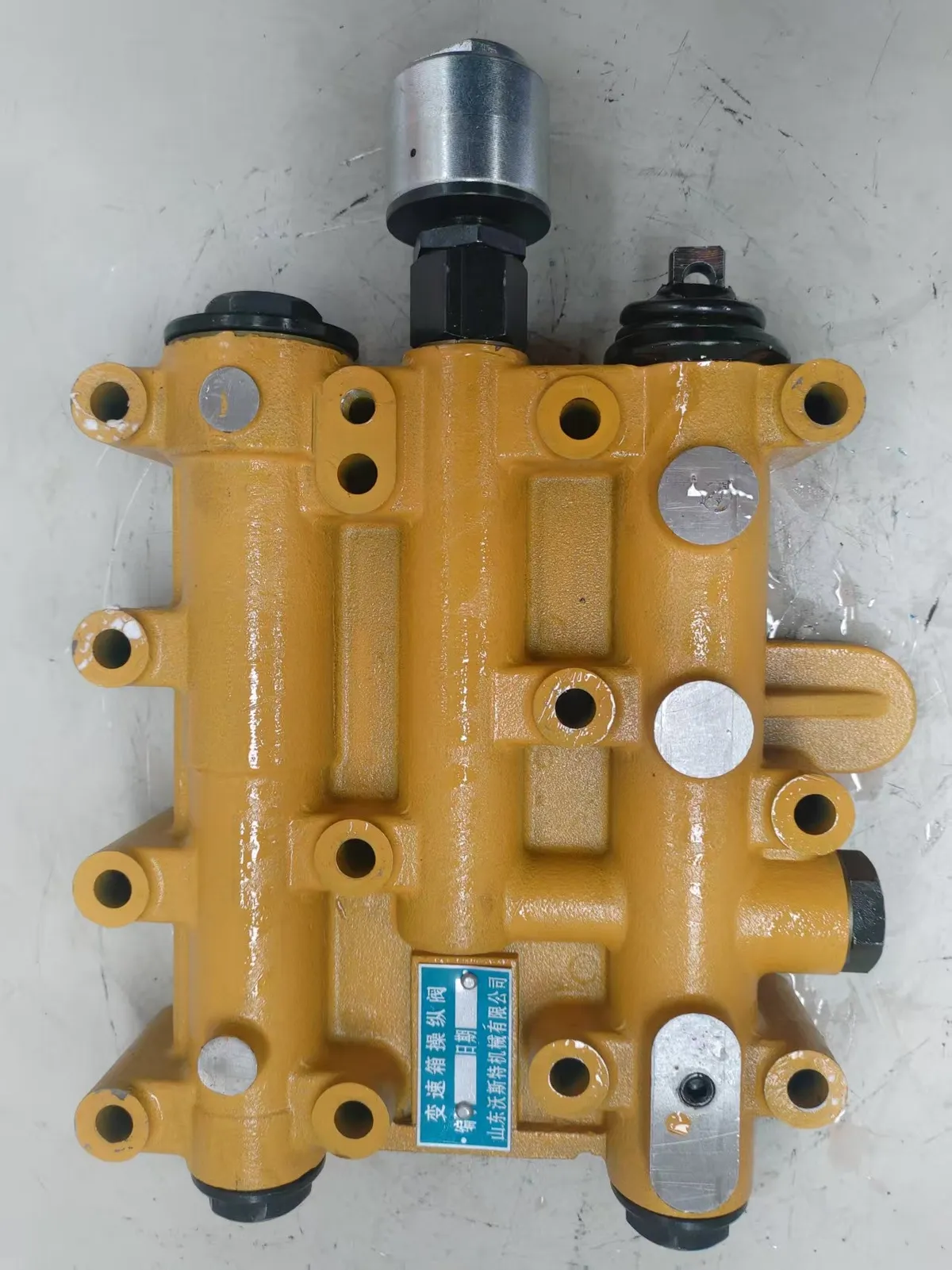 Xiamen-type transmission control valve with shut-off valve 12C0185