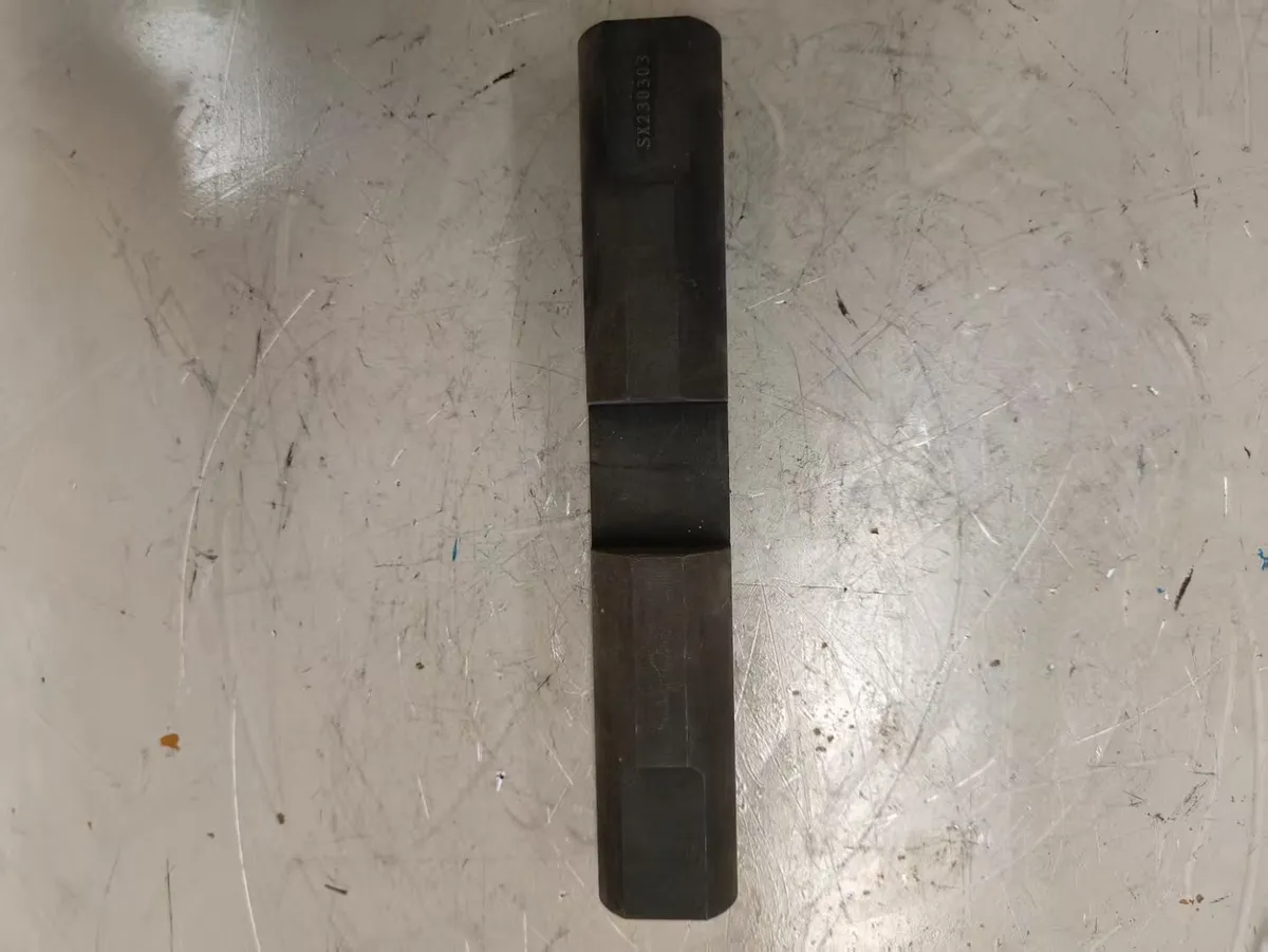 Loader one-word axle - 968F after