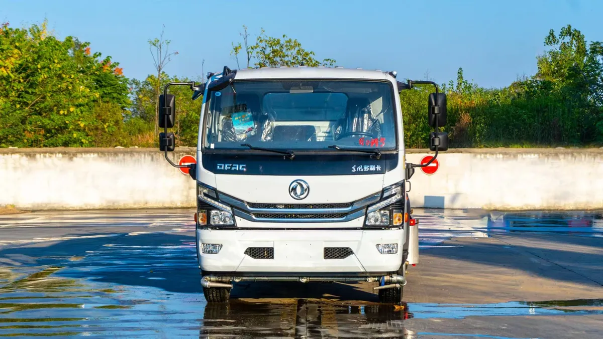 Sprinkler truck - 9.3 DFRICA