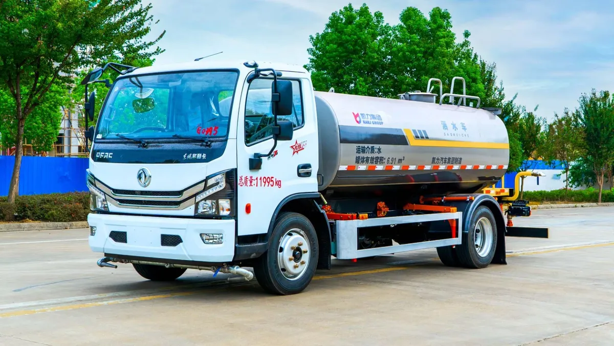 Sprinkler truck - 9.3 DFRICA