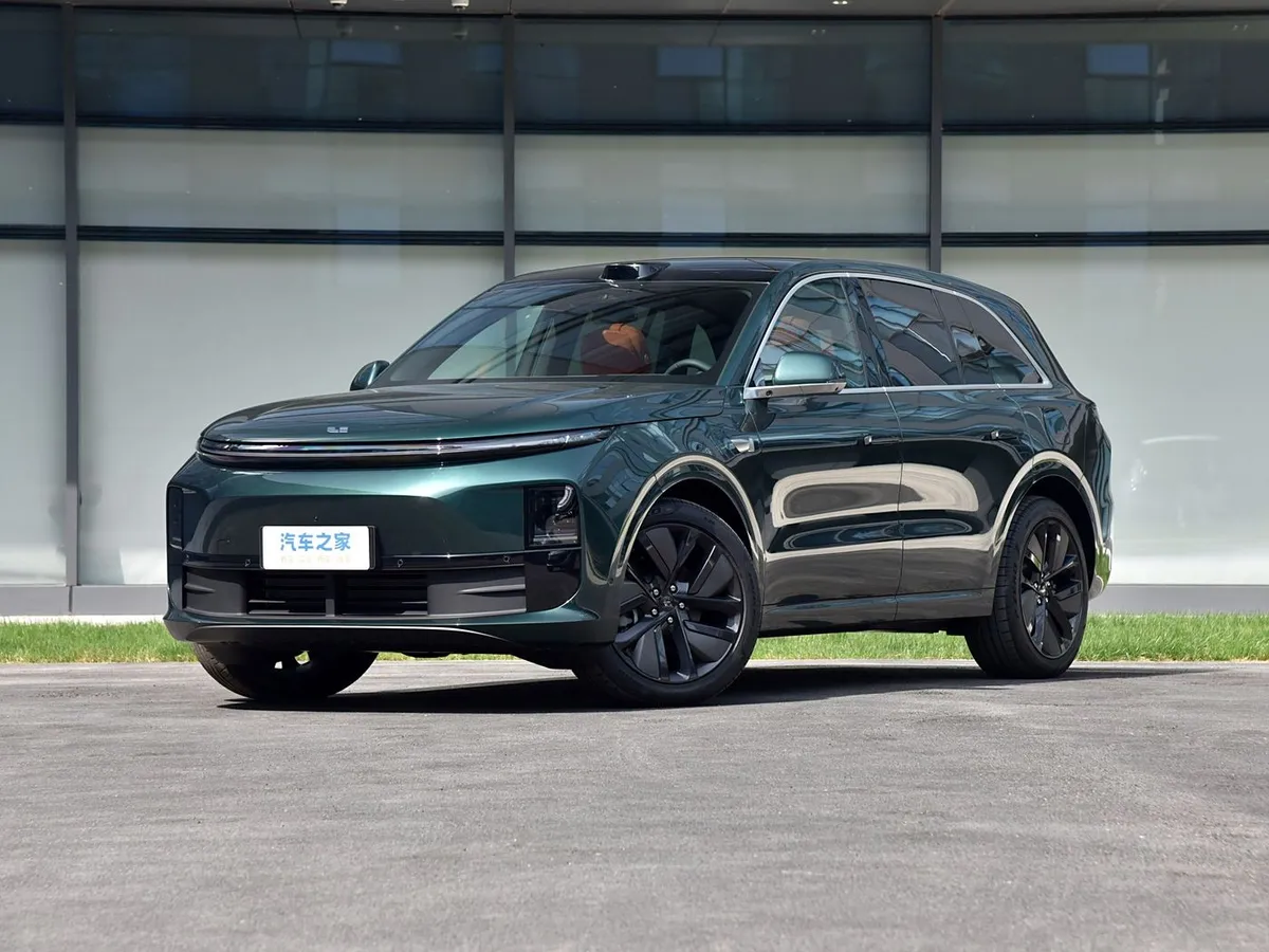 Li-auto L6 Luxury 2024 Extended Range Suv Lixiang L6 Pro New Energy Vehicle Lixiang Car Hybrid Car Lixiang L6 Pro
