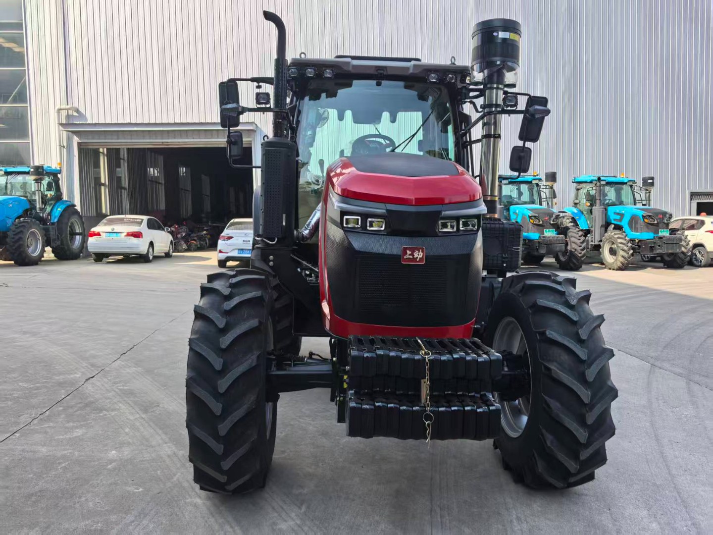 SH1604 Tractor - High-Performance Agricultural Farming Machine