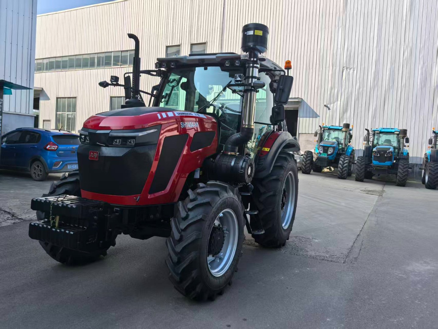 SH1404 tractor