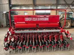 2BGF-20A drives the rake spreader