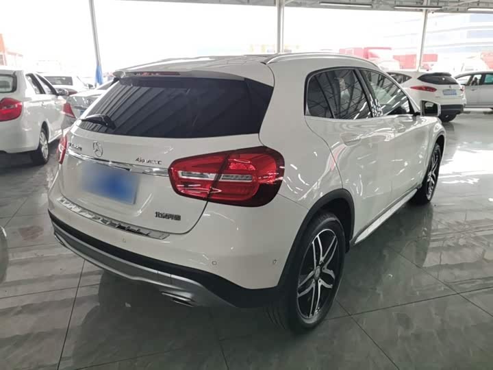 Mercedes-Benz GLA 2016 GLA 220 4MATIC Fashion Edition