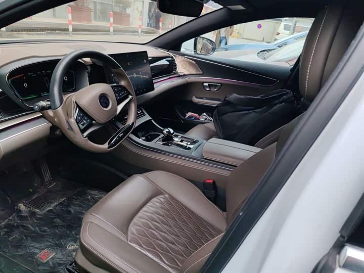 BYD Han 2020 EV All-Wheel Drive High-Performance Flagship Model