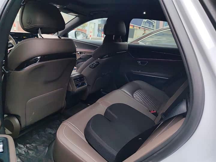 BYD Han 2020 EV All-Wheel Drive High-Performance Flagship Model