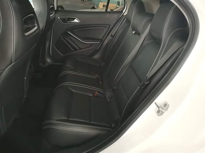 Mercedes-Benz GLA 2016 GLA 220 4MATIC Fashion Edition