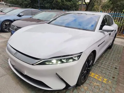 BYD Han 2020 EV All-Wheel Drive High-Performance Flagship Model