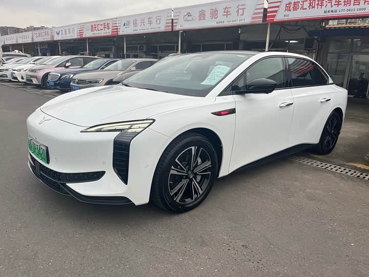 Hongqi EH7 2024 Model 690 Pro