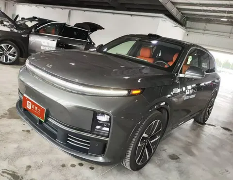 Li Auto L7 2024 Ultra Edition Gray Metallic Paint Black & Orange Two-tone Interior 21-inch Silver-Gray Two-tone Wheels16093