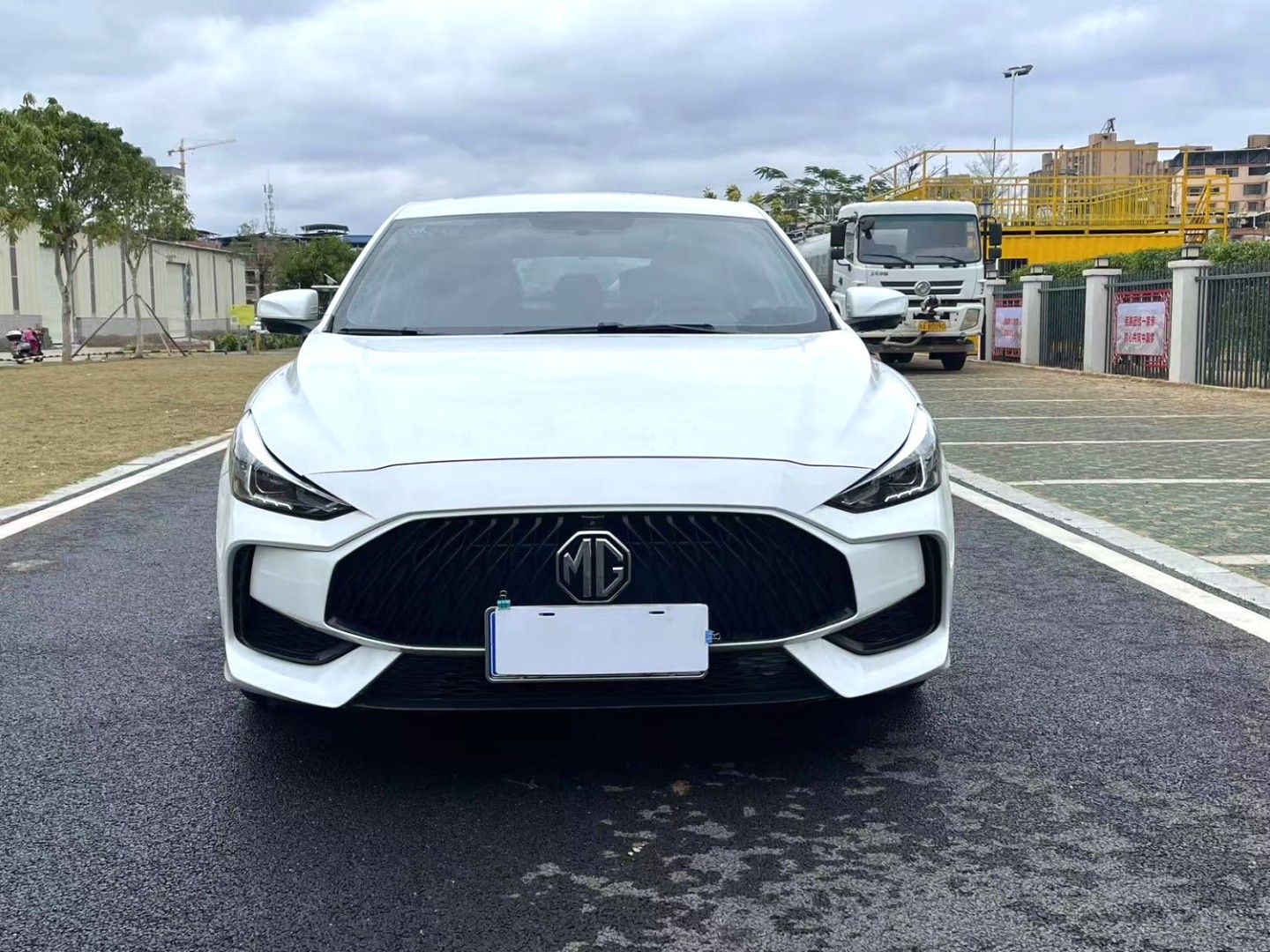MG 5