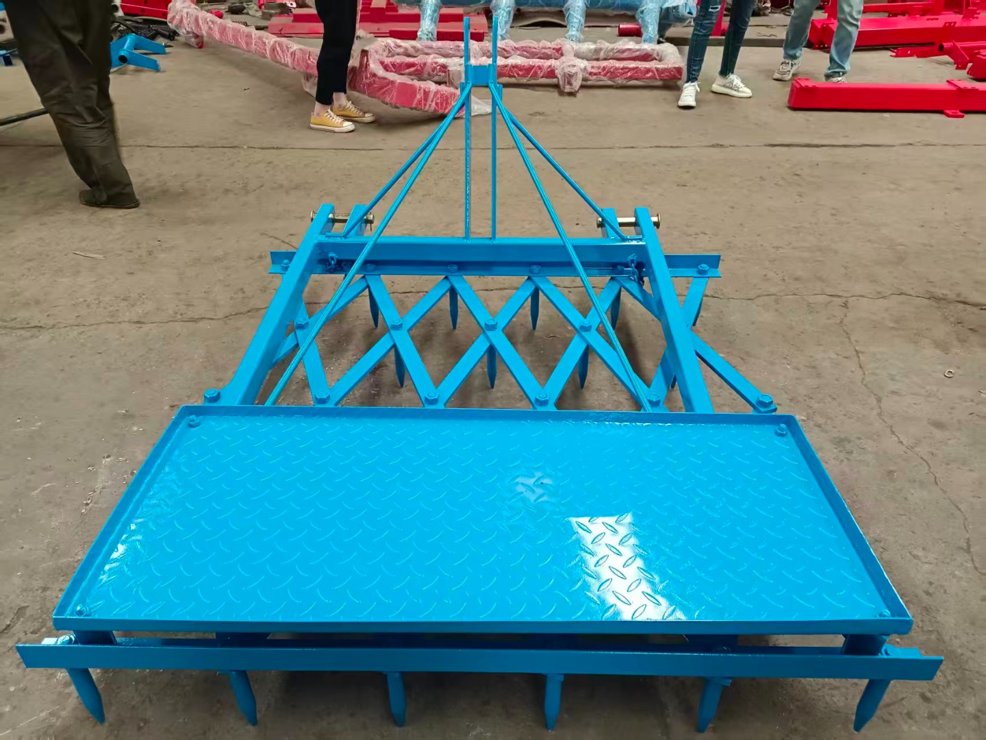 BDC-6 Spiked Rake &ndash; Heavy-Duty Pipe Plow for Efficient Soil Splitting and Trenching