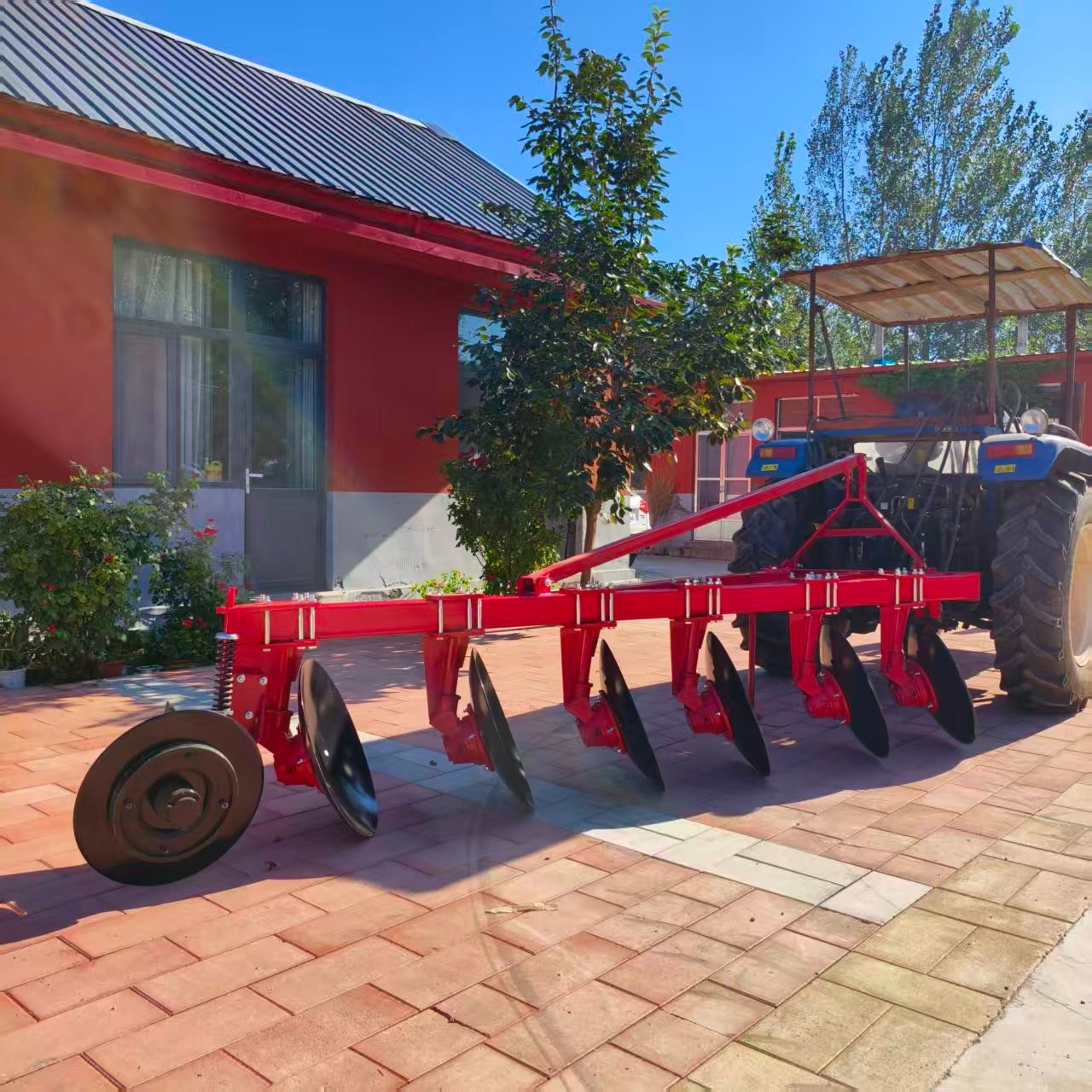 Disc Plow 1LY-625 &ndash; Heavy-Duty Agricultural Disc Plow for Tractors