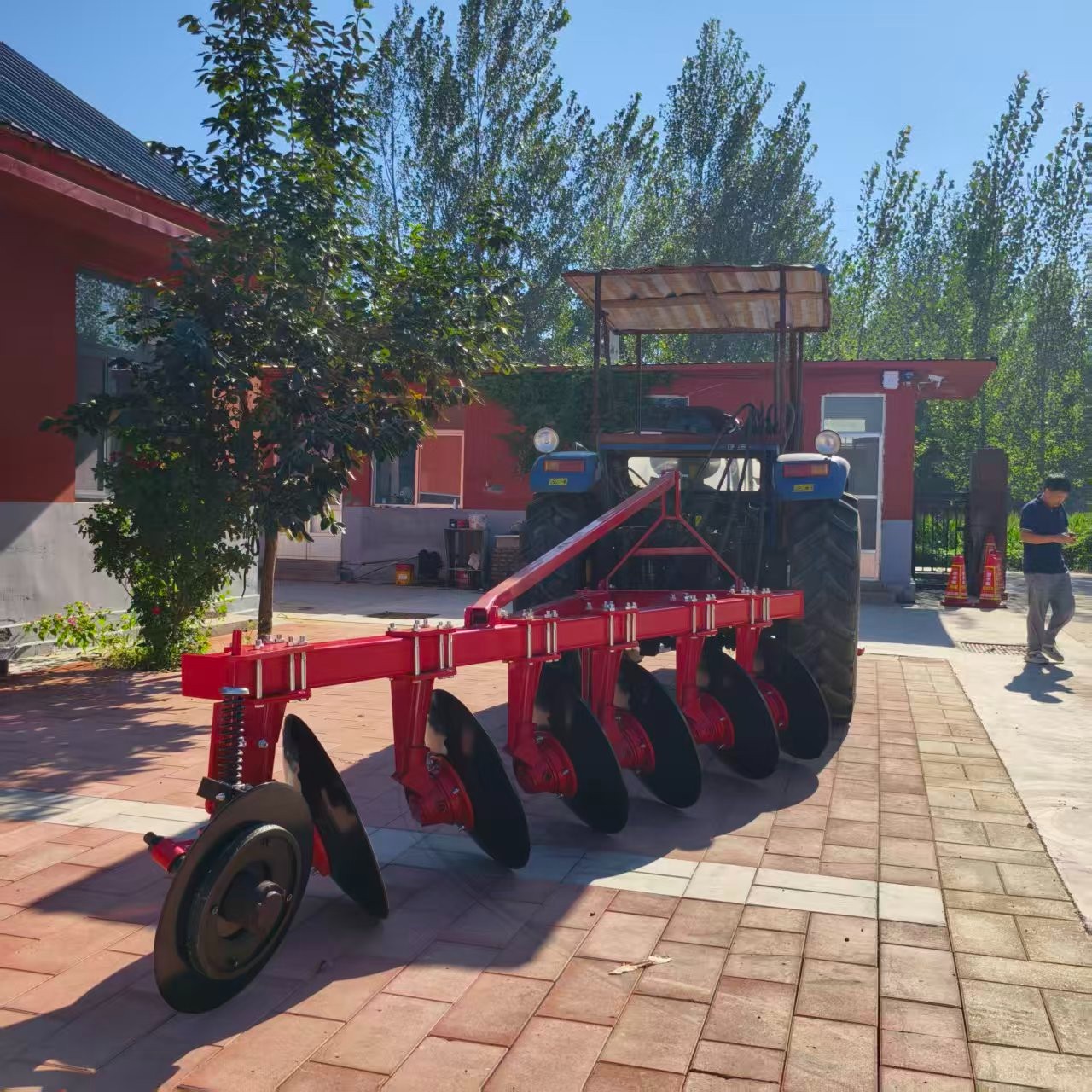 Disc Plow 1LY-625 &ndash; Heavy-Duty Agricultural Disc Plow for Tractors