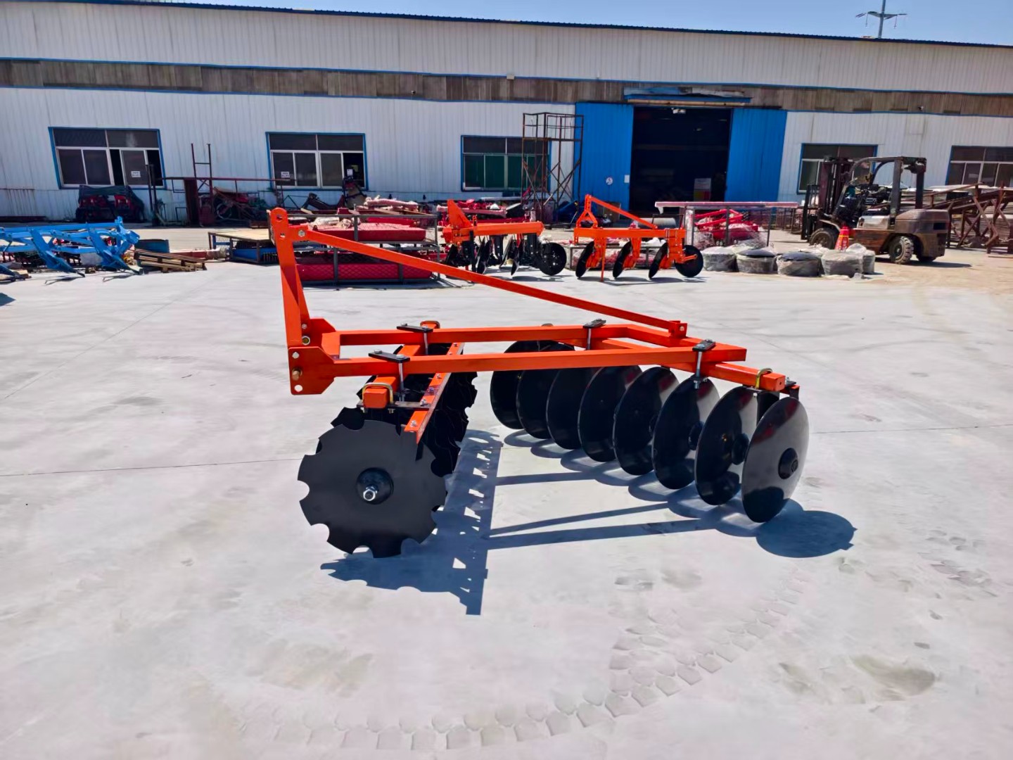 Medium Disc Harrow 1BJX-1.8 &ndash; Heavy-Duty Agricultural Disc Harrow for Tractor Use