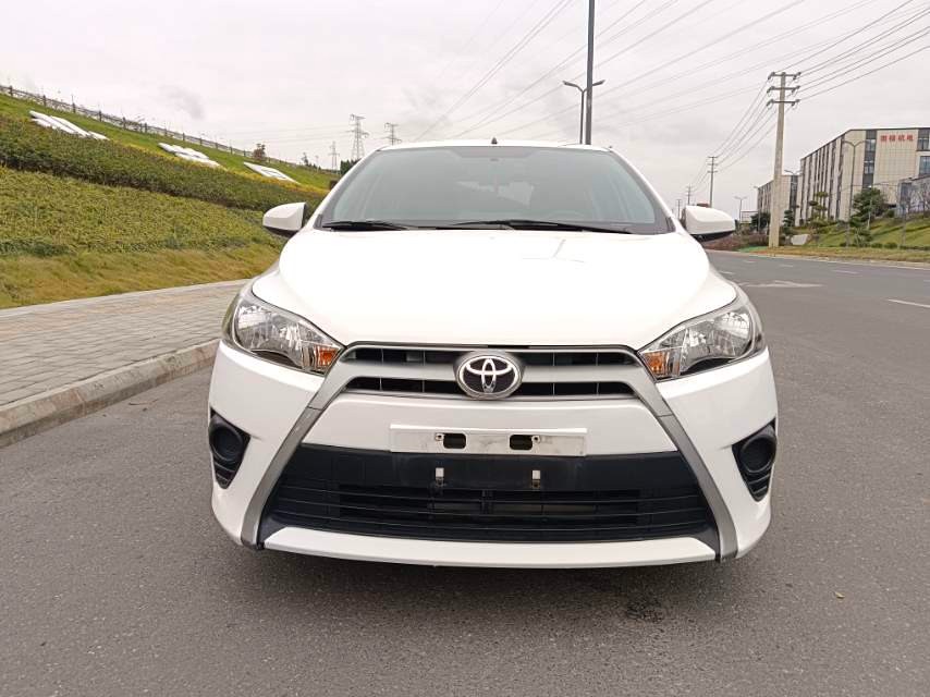 Toyota YARiS L