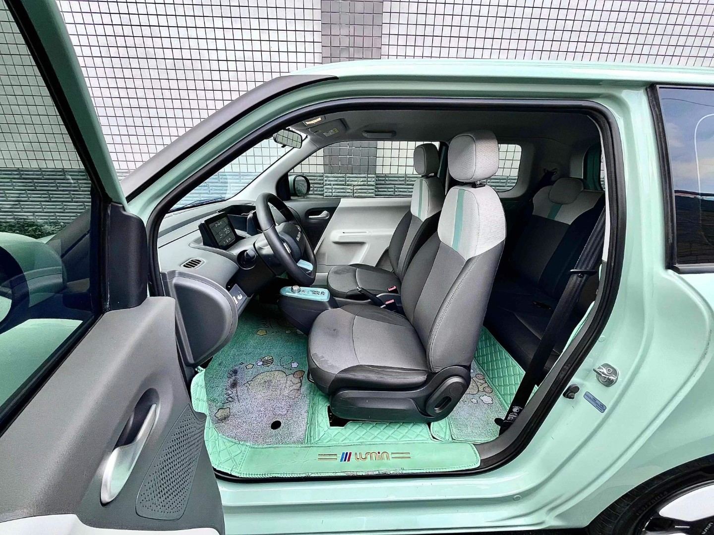 Changan Lumin Electric City Car &ndash; Compact Hatchback with Long-Range Battery & Smart Features