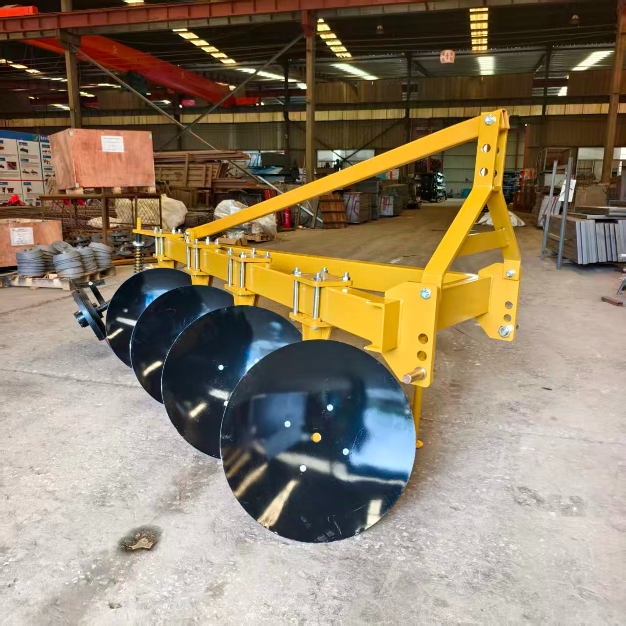 Disc Plow 1LY-425 &ndash; Heavy-Duty Agricultural Farming Tool for Efficient Soil Tillage