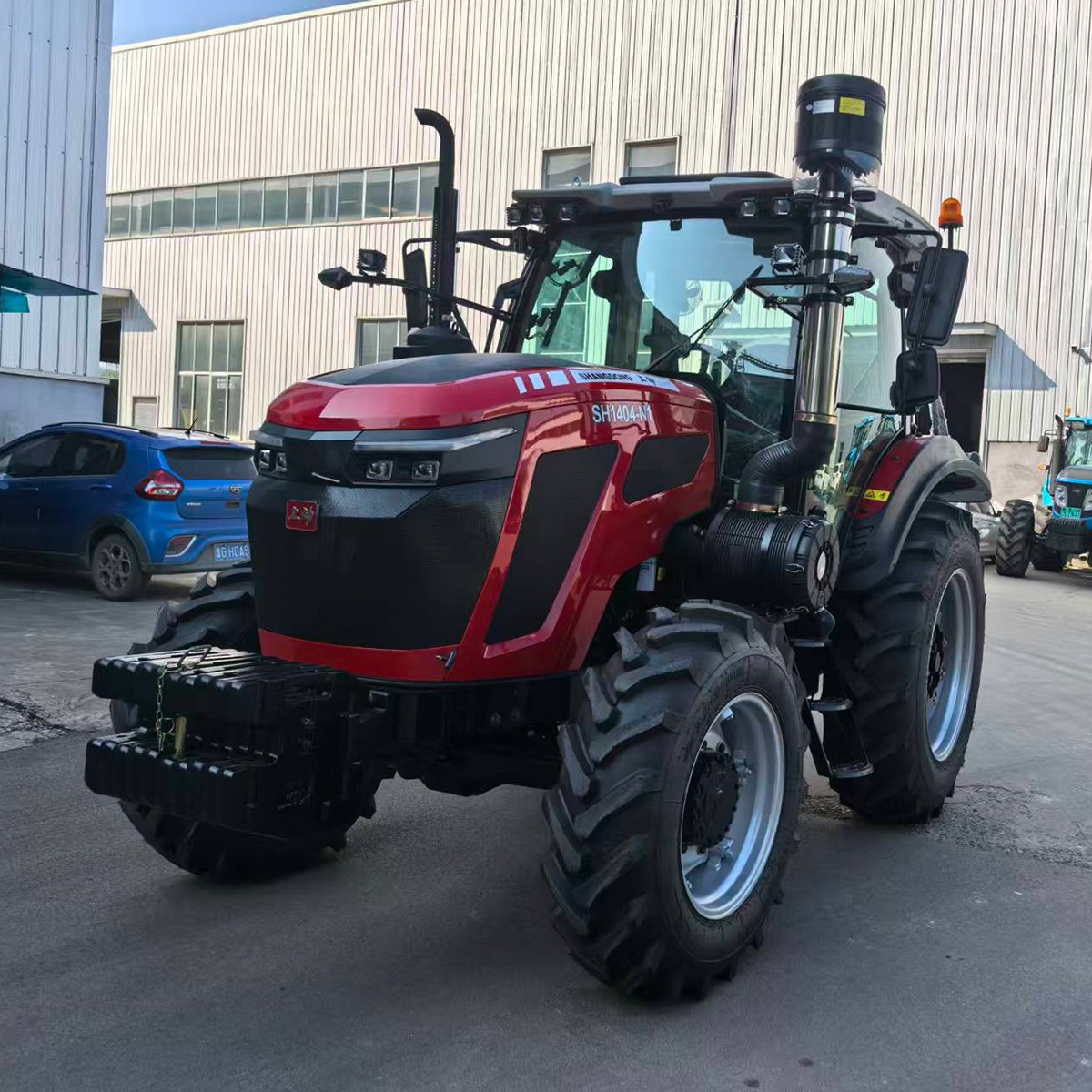 Tractor SH1404 &ndash; Reliable Compact Diesel Tractor for Farming, Landscaping & Small-Scale Agriculture