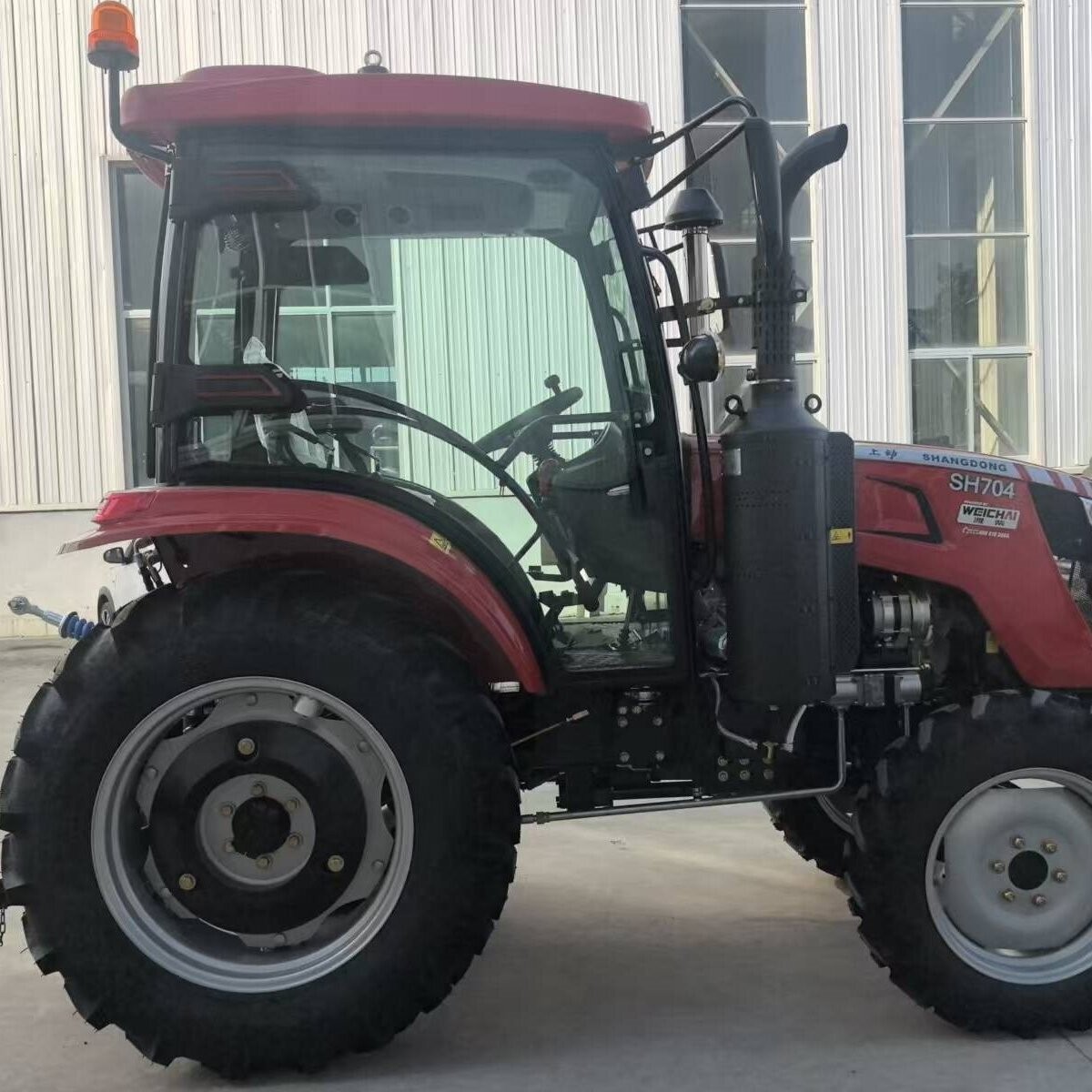 SH704 Tractor &ndash; Diesel-Powered Utility Farm Tractor for Versatile Agricultural Use