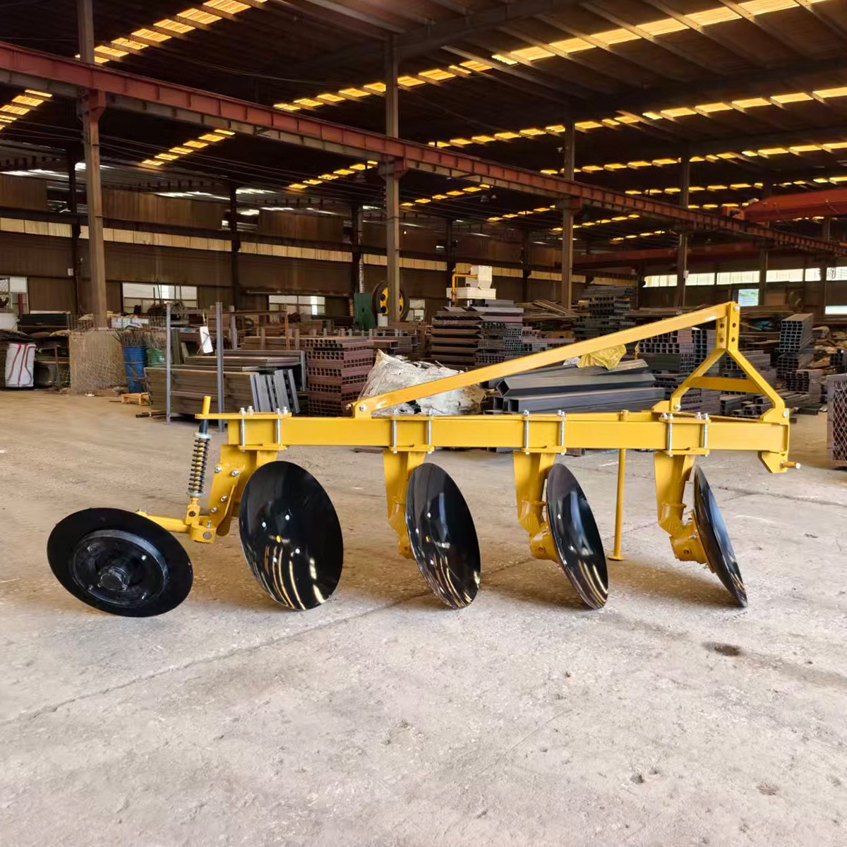 Disc Plow 1LY-425 &ndash; Heavy-Duty Agricultural Farming Tool for Efficient Soil Tillage