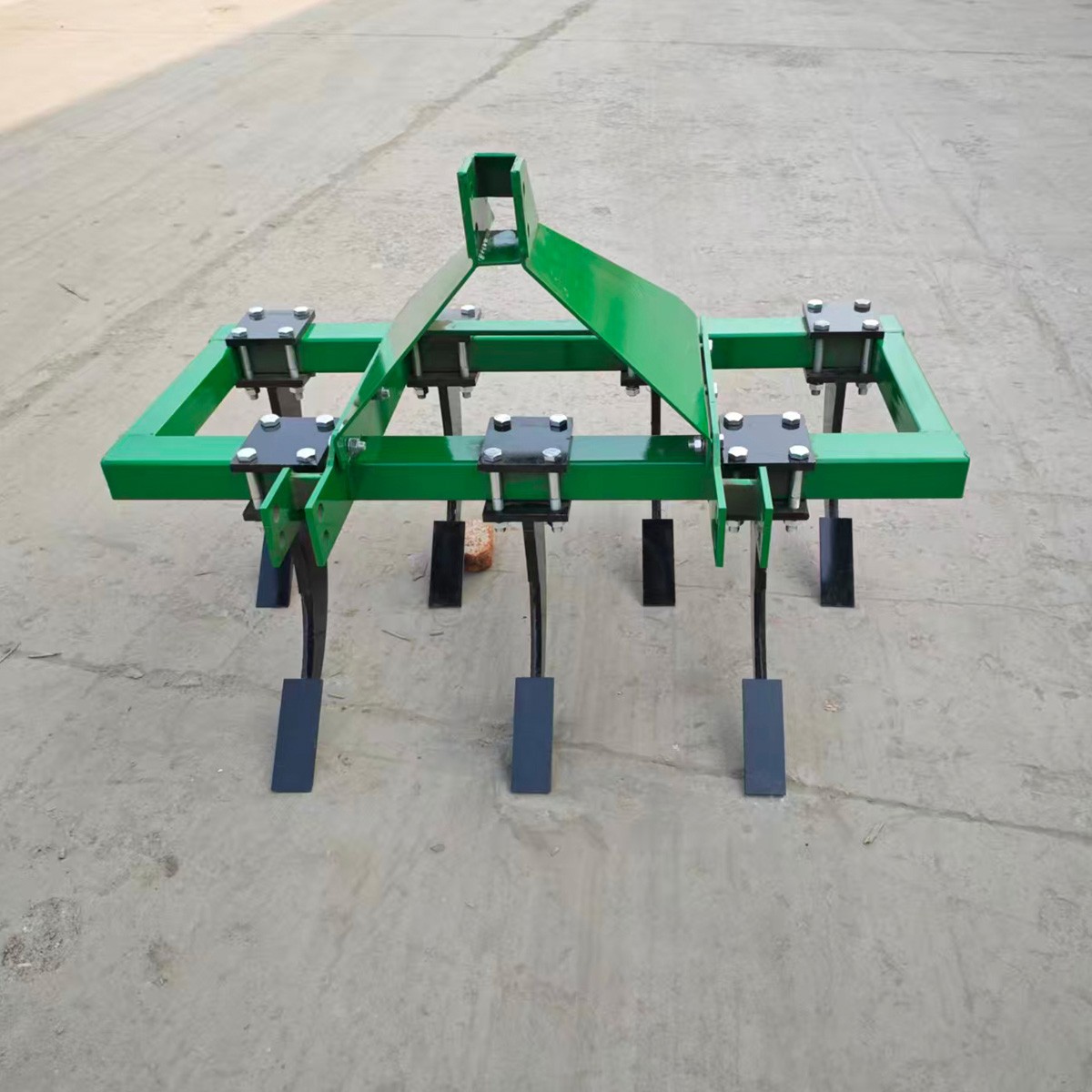 Tractor-Powered Subsoiler 3S-1.4 &ndash; Adjustable Depth Subsoil Machine for Farm Tillage