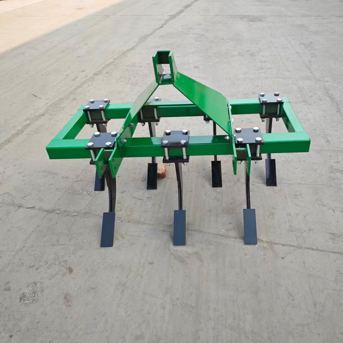 Tractor-Powered Subsoiler 3S-1.4 &ndash; Adjustable Depth Subsoil Machine for Farm Tillage
