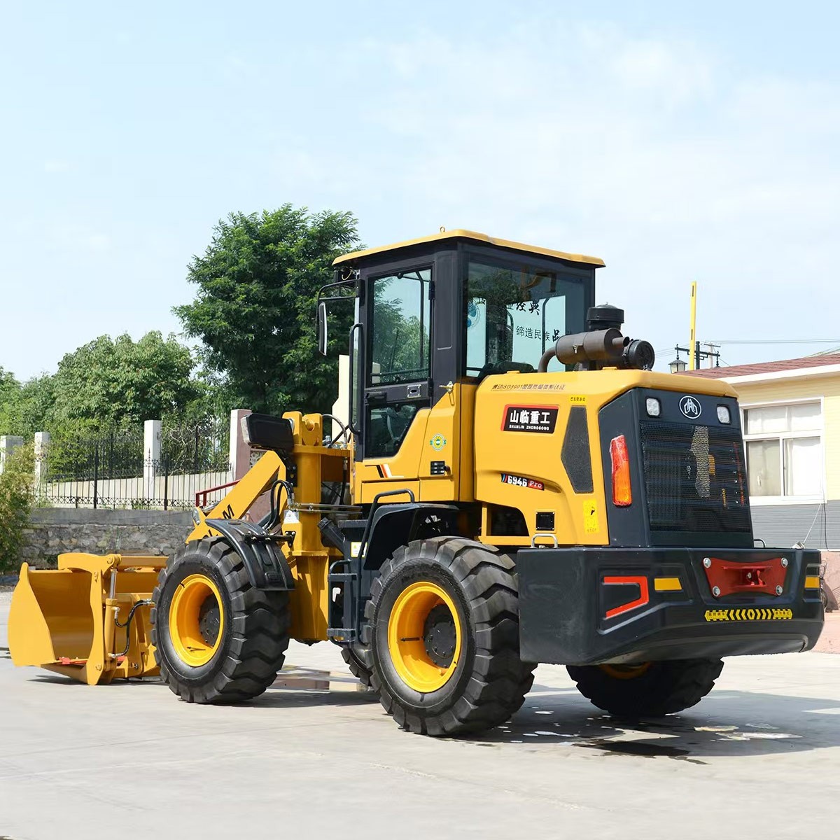 Loader 946