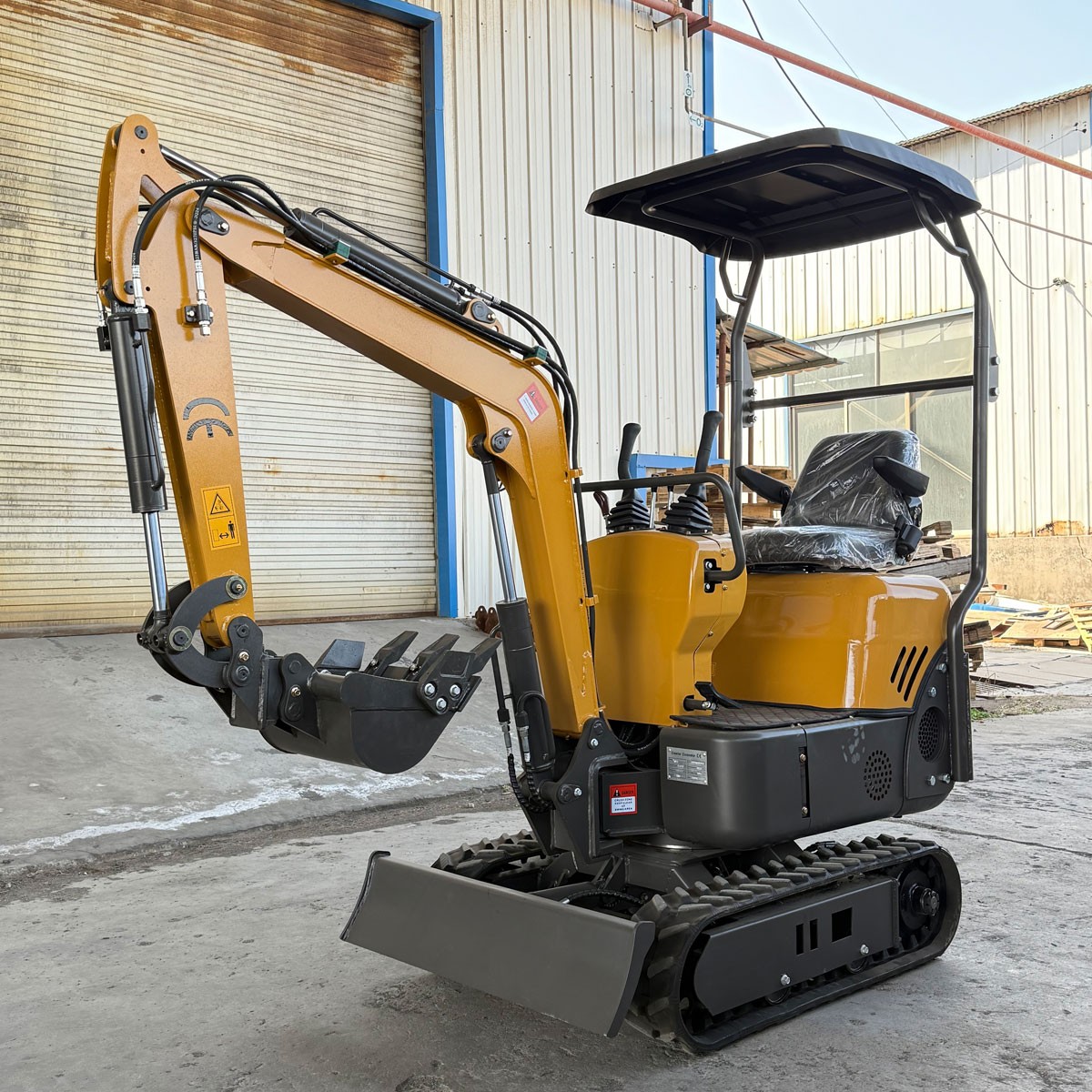 Mini excavator SLM10