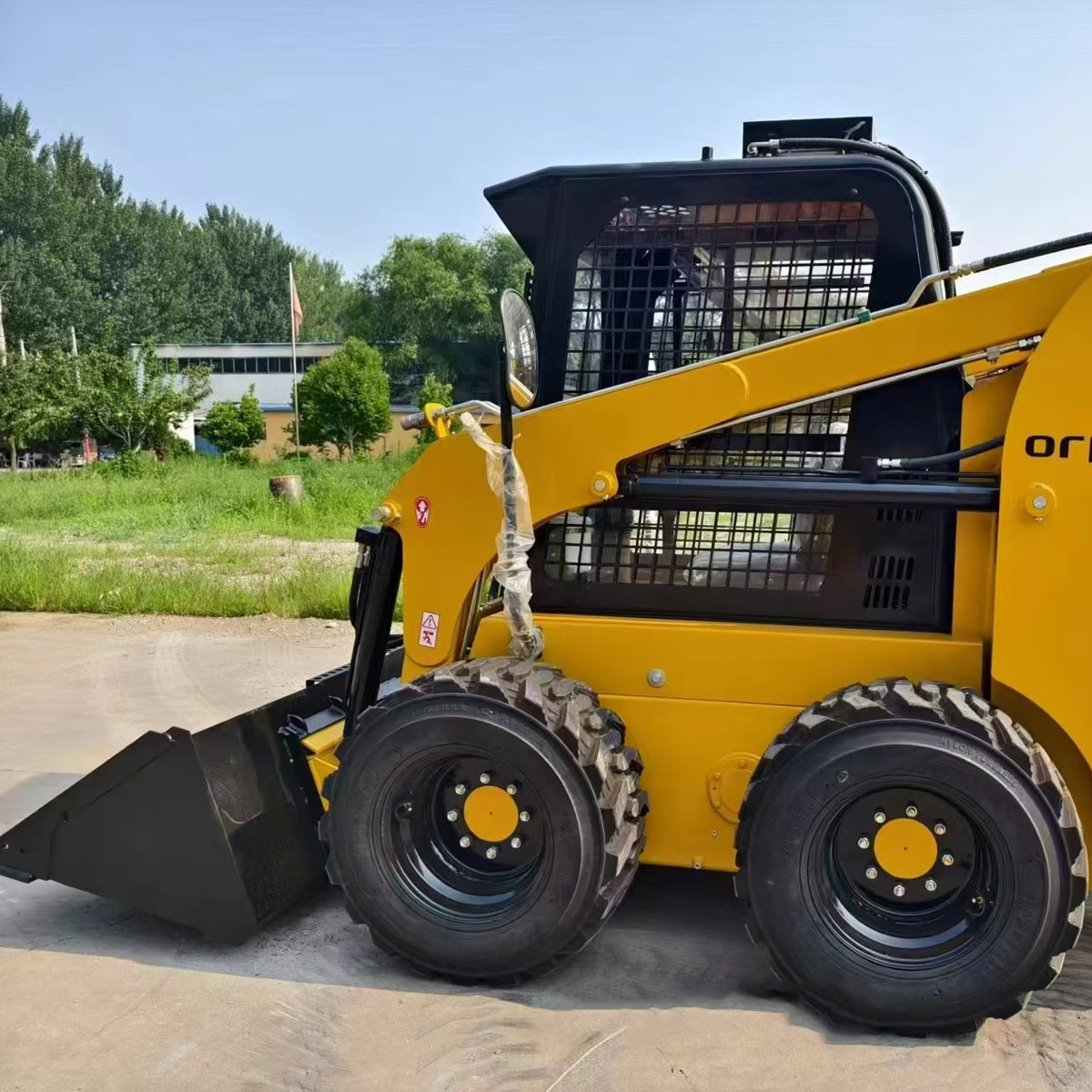 Crawler skid steer loader - FS160